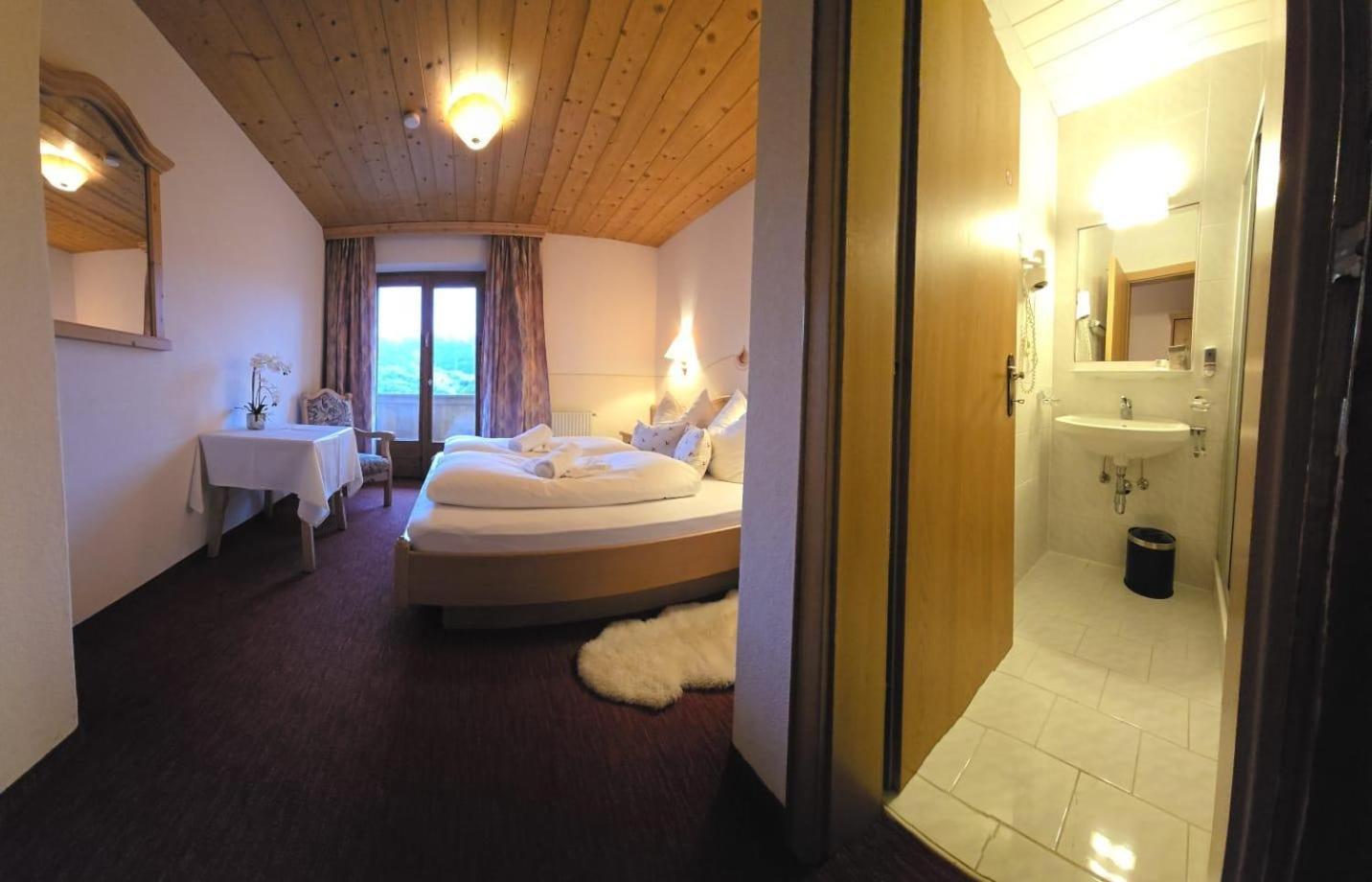 Pension Razil Ladis Exterior foto